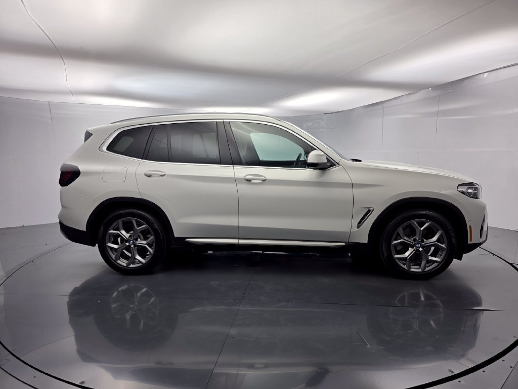 Certified 2024 BMW X3 xDrive30i w/ Convenience Package AWD/4WD image 3