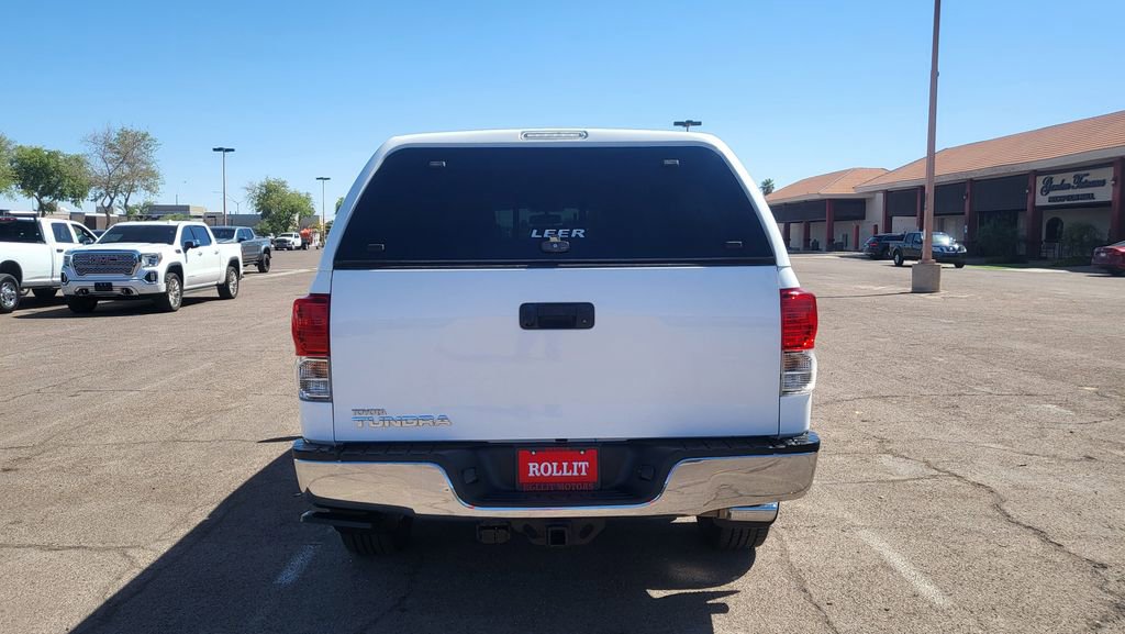 Used 2013 Toyota Tundra 4x4 Double Cab w/ SR5 Pkg image 7