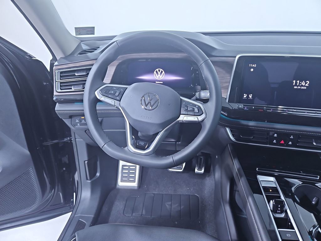 New 2026 Volkswagen Atlas SEL Premium R-Line image 13