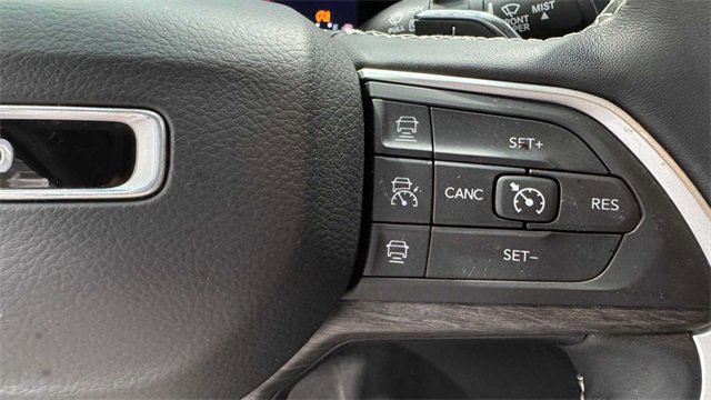 Used 2021 Jeep Grand Cherokee L Limited w/ Trailer Tow Group (B) image 29