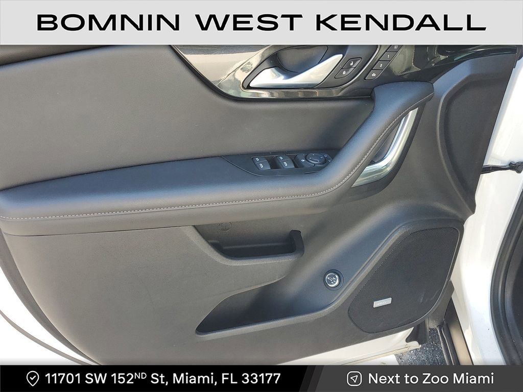 Used 2022 Chevrolet Blazer Premier w/ Enhanced Convenience Package image 14