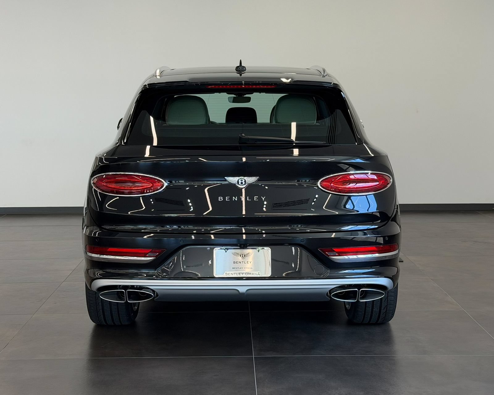 New 2026 Bentley Bentayga Extended Wheelbase AWD/4WD image 10