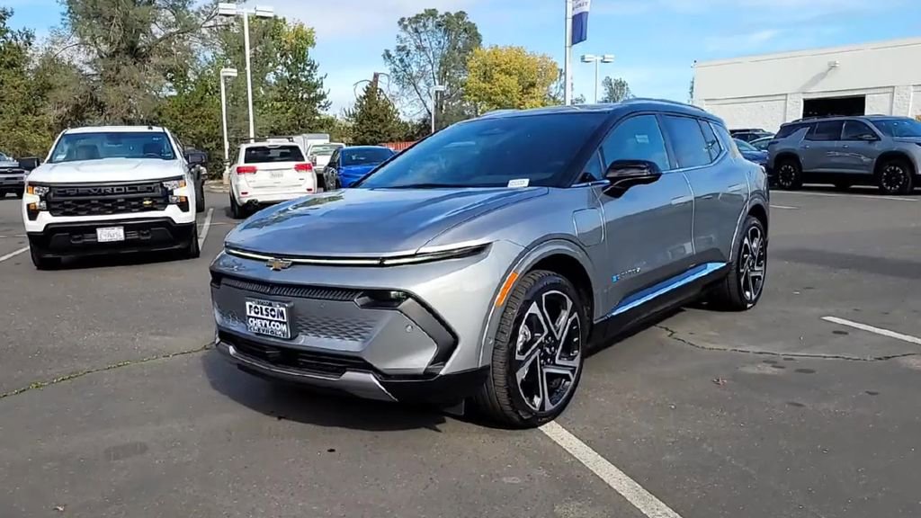 New 2026 Chevrolet Equinox EV LT image 4