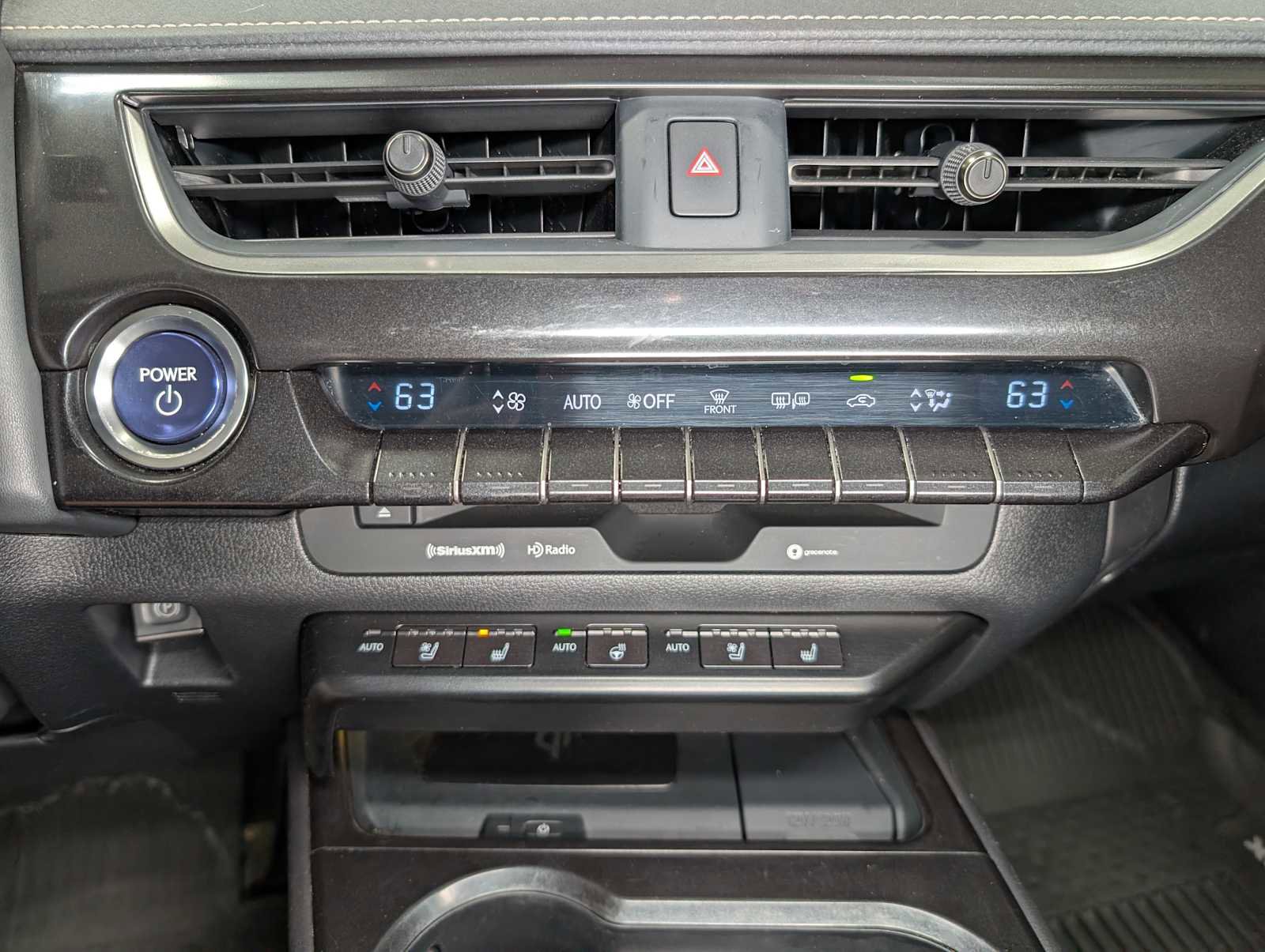 Used 2020 Lexus UX 250h w/ Premium Package image 31