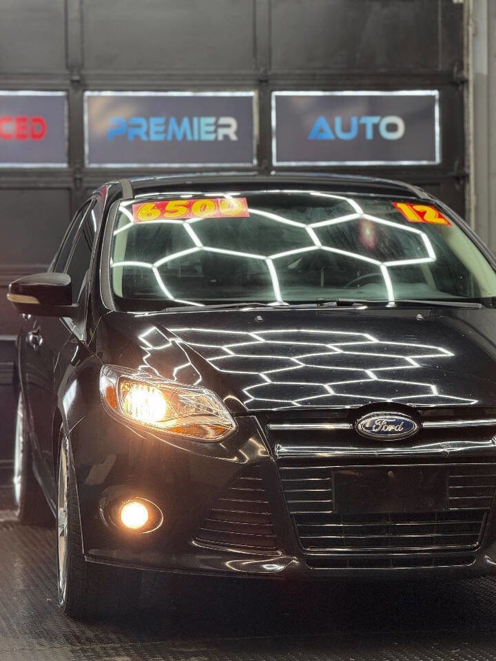 Used 2012 Ford Focus Titanium w/ Titanium Handling Pkg image 4