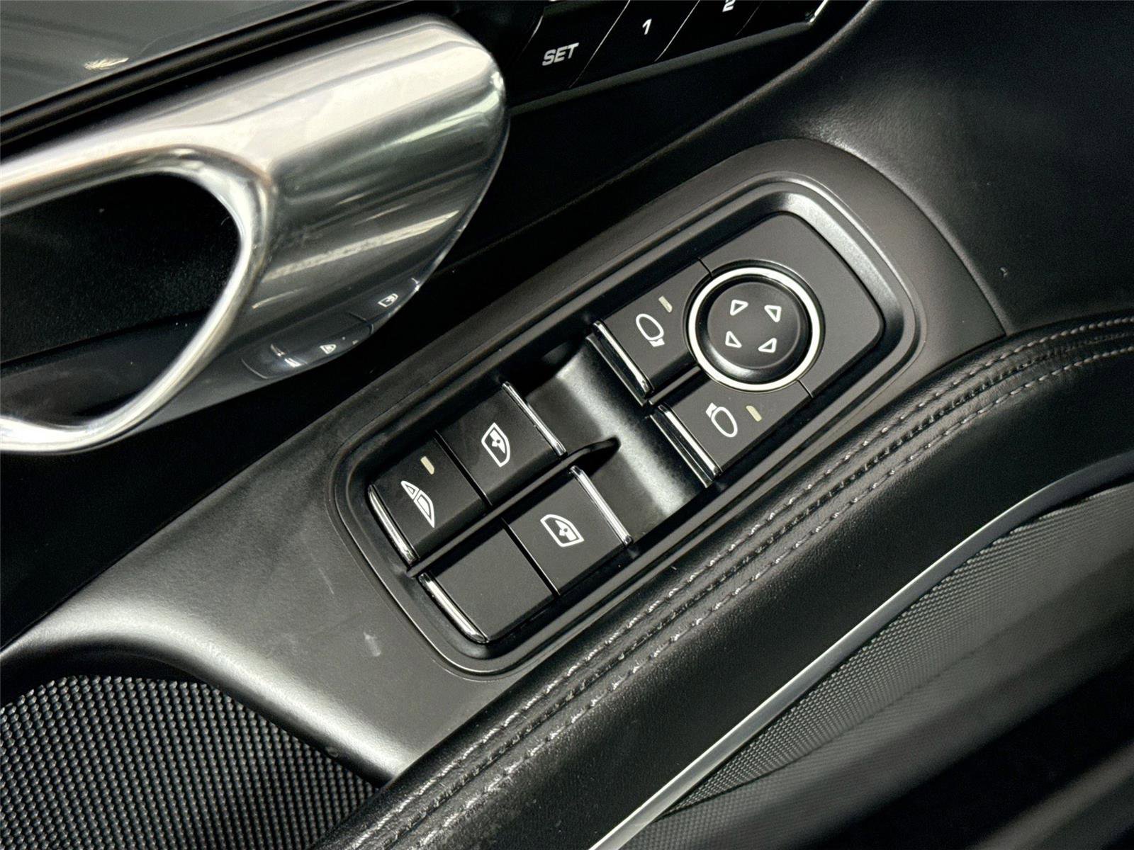 Used 2017 Porsche 911 Carrera S image 30