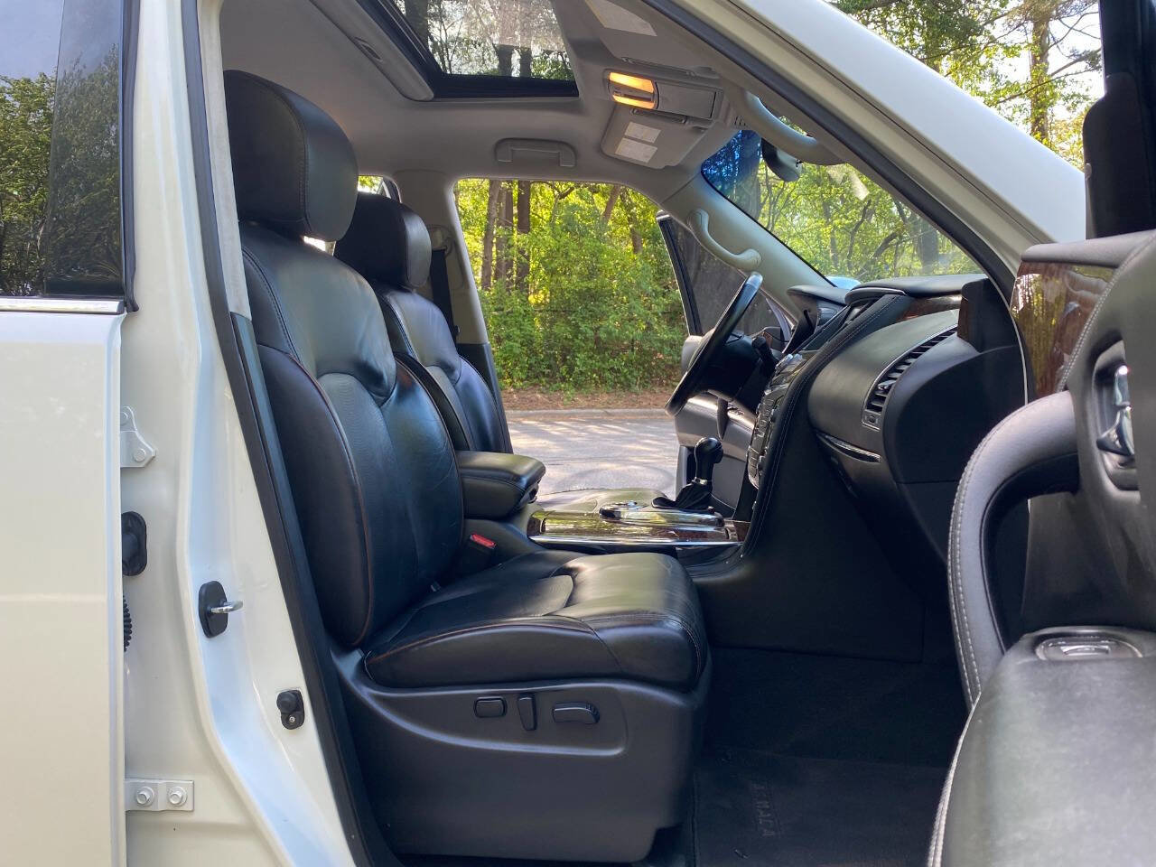 Used 2017 Nissan Armada Platinum RWD image 70