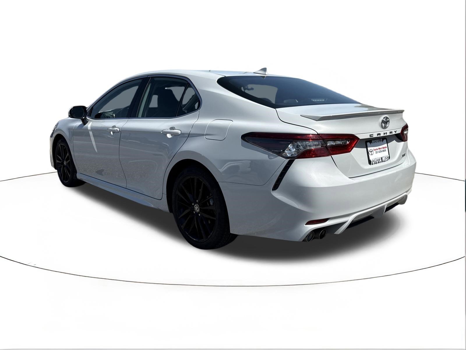 Used 2024 Toyota Camry XSE FWD image 5