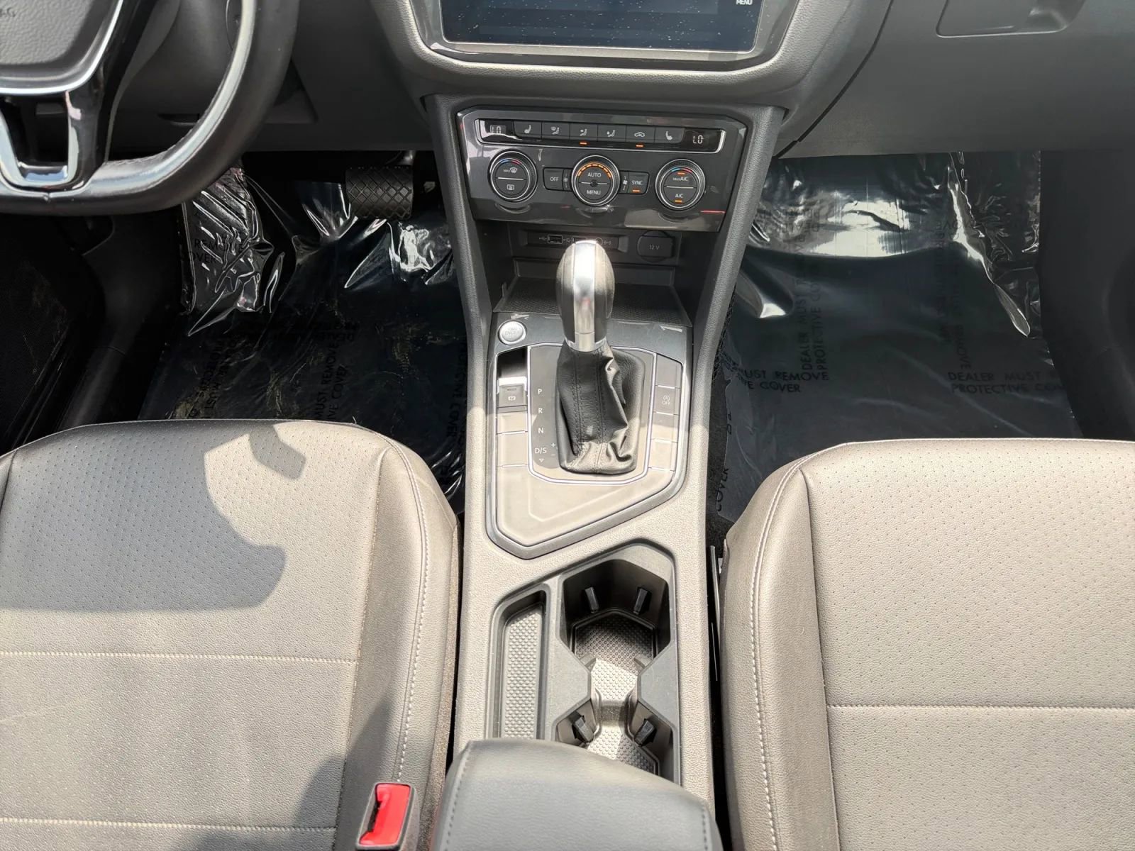 Used 2019 Volkswagen Tiguan SE image 20