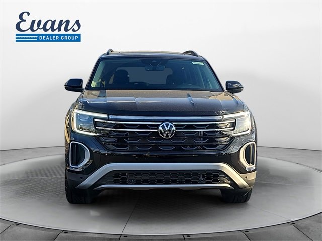 New 2026 Volkswagen Atlas Peak Edition image 8