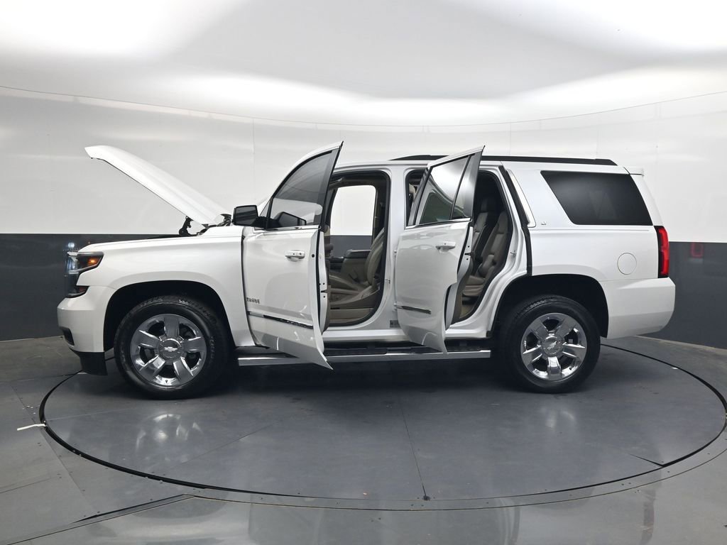 Used 2018 Chevrolet Tahoe LT w/ LT Signature Package AWD/4WD image 31