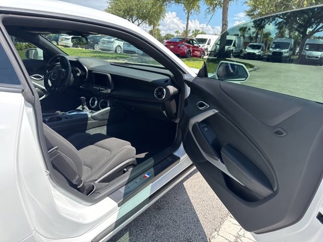Used 2022 Chevrolet Camaro LT image 16
