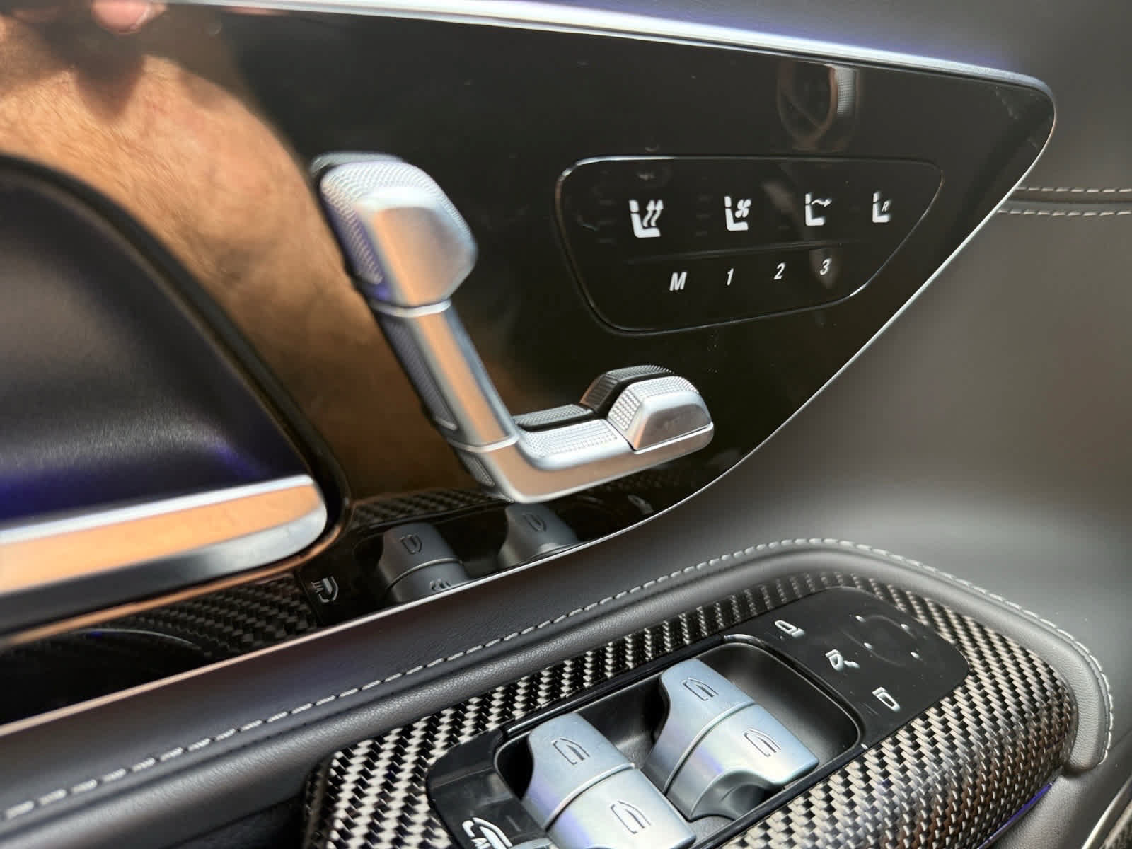 Certified 2023 Mercedes-Benz SL 63 AMG 4MATIC w/ Driver Assistance Package image 24