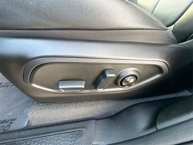 Used 2023 Jeep Grand Cherokee Limited w/ Luxury Tech Group II image 17