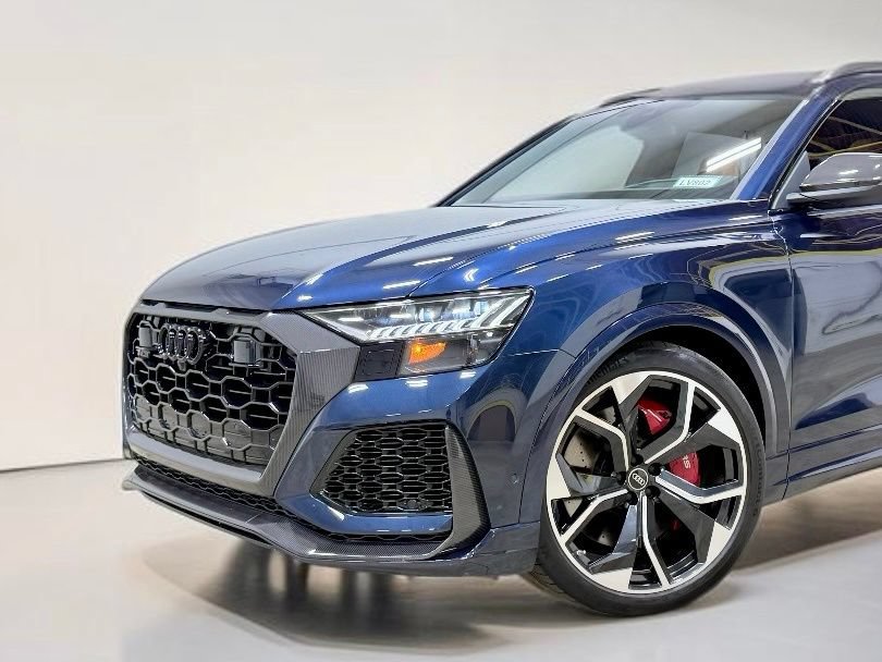 Used 2024 Audi RS Q8 AWD/4WD image 3