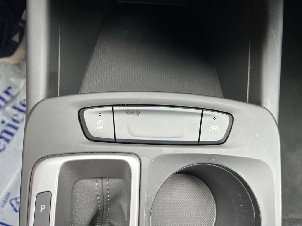 Used 2024 Chevrolet Trax LS w/ LS Convenience Package FWD image 29
