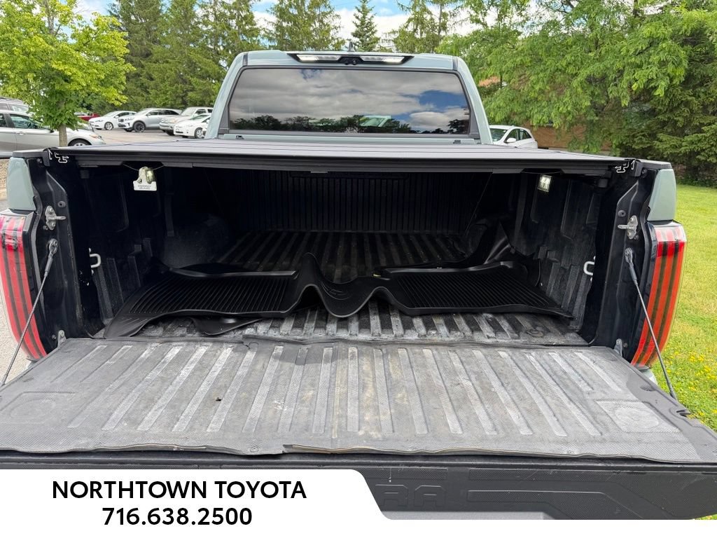 Used 2024 Toyota Tundra Limited AWD/4WD image 10