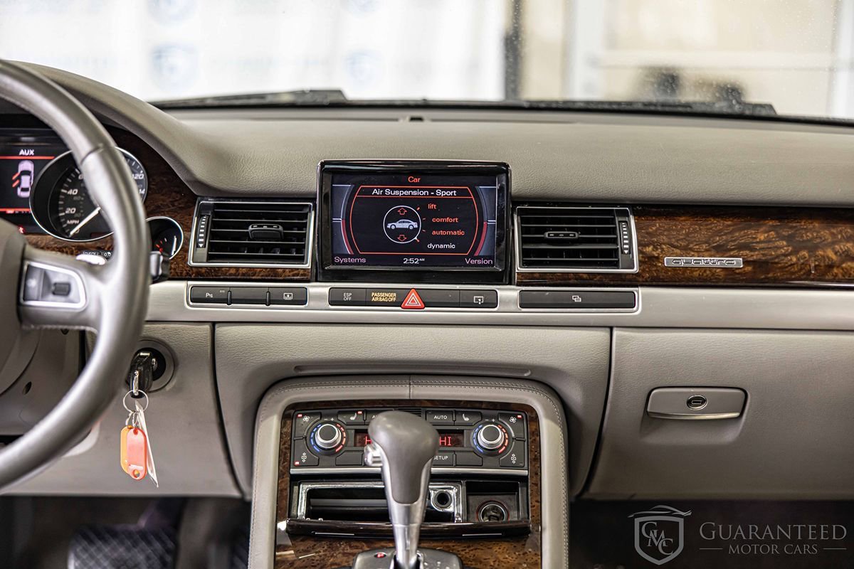 Used 2008 Audi S8 image 38