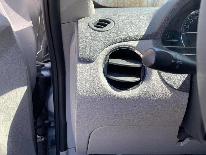 Used 2009 Chevrolet HHR LS FWD image 34