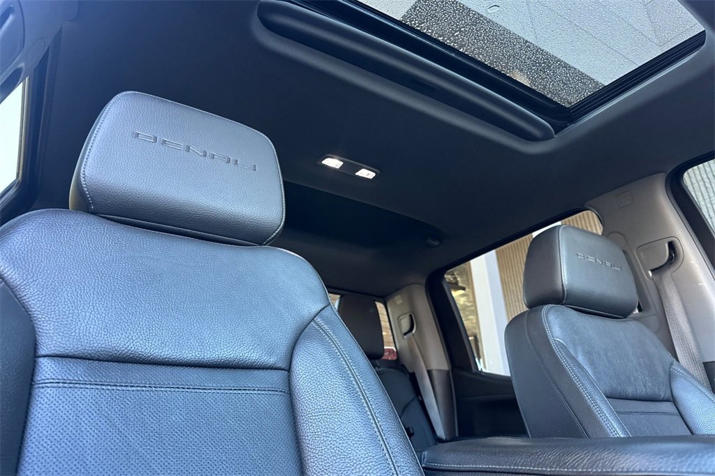 Used 2021 GMC Sierra 1500 Denali w/ Denali Ultimate Package image 17