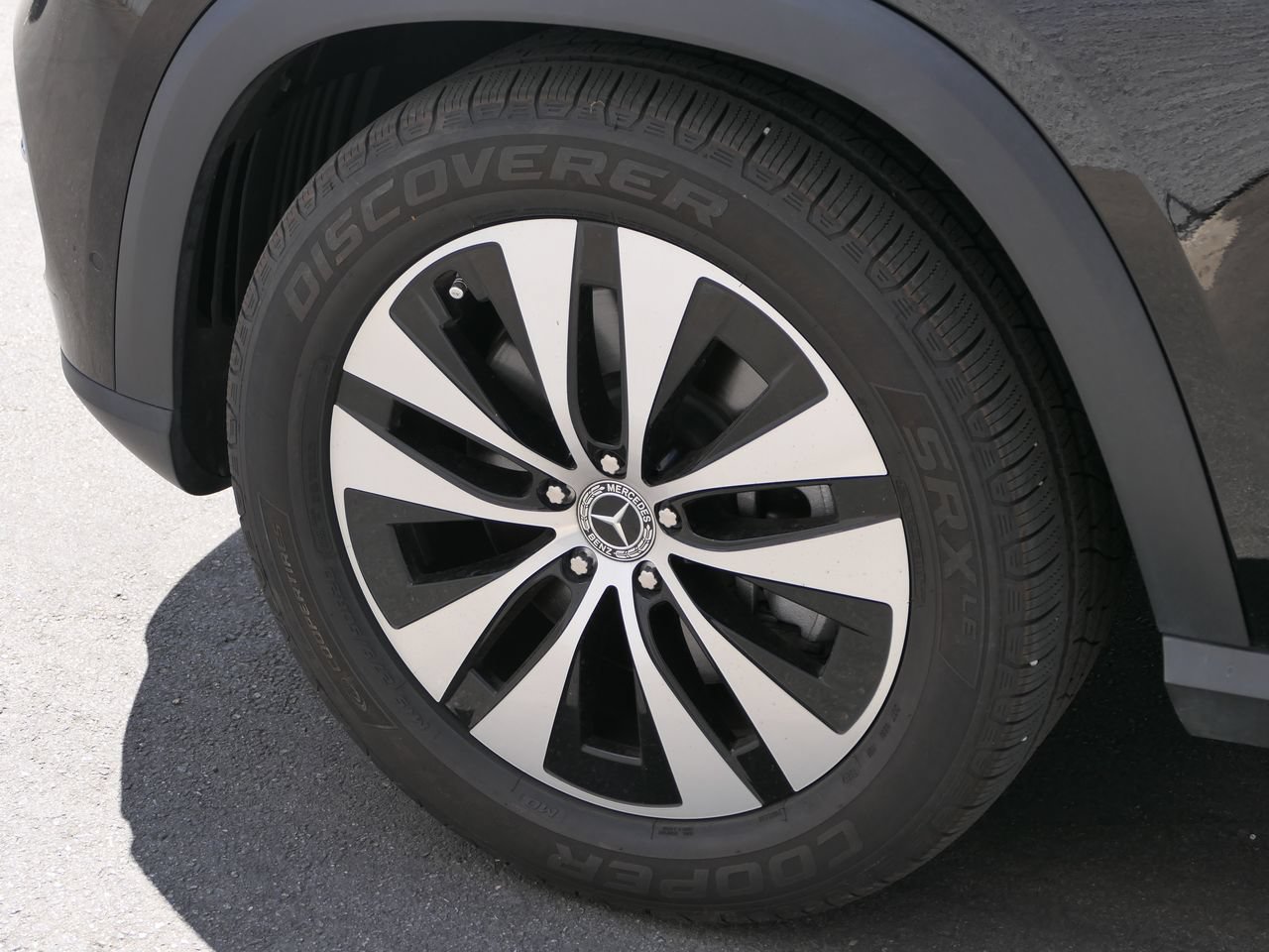 Used 2025 Mercedes-Benz GLE 450 4MATIC image 9