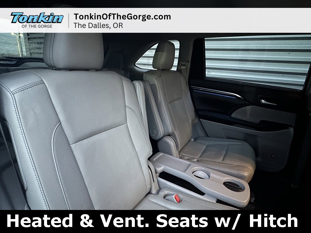 Used 2016 Toyota Highlander Limited image 29
