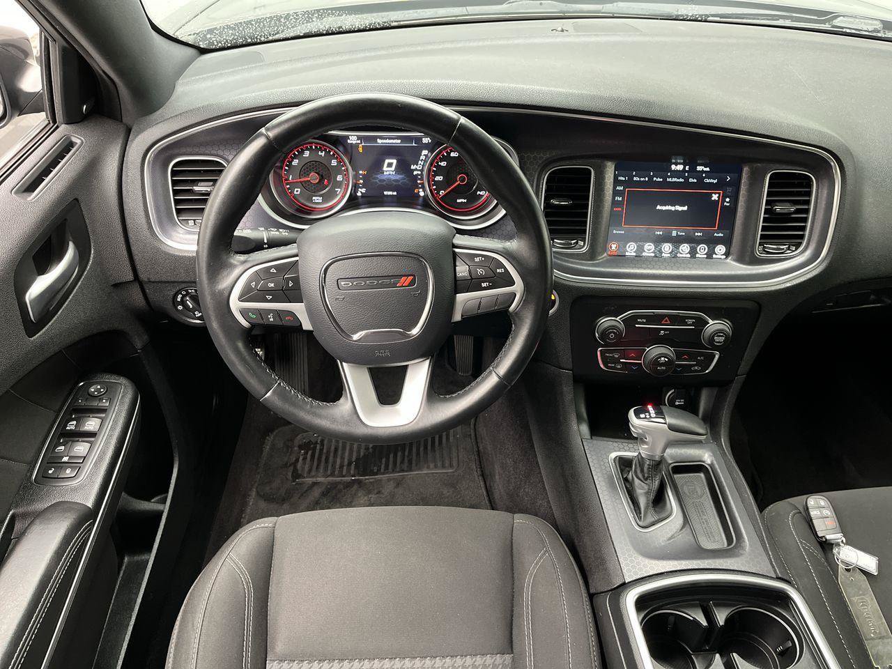 Used 2017 Dodge Charger SXT AWD/4WD image 12