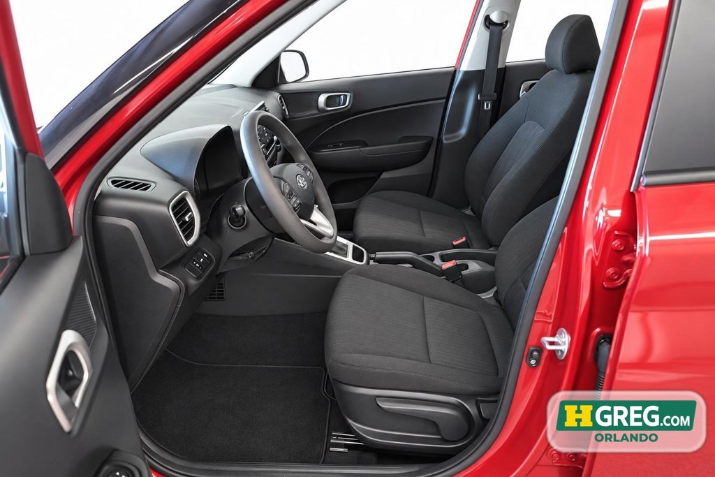 Used 2021 Hyundai Venue SE FWD image 10