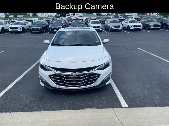 Used 2024 Chevrolet Malibu LT FWD image 3