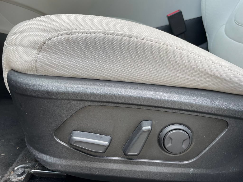 Used 2025 Hyundai Tucson SEL FWD image 11