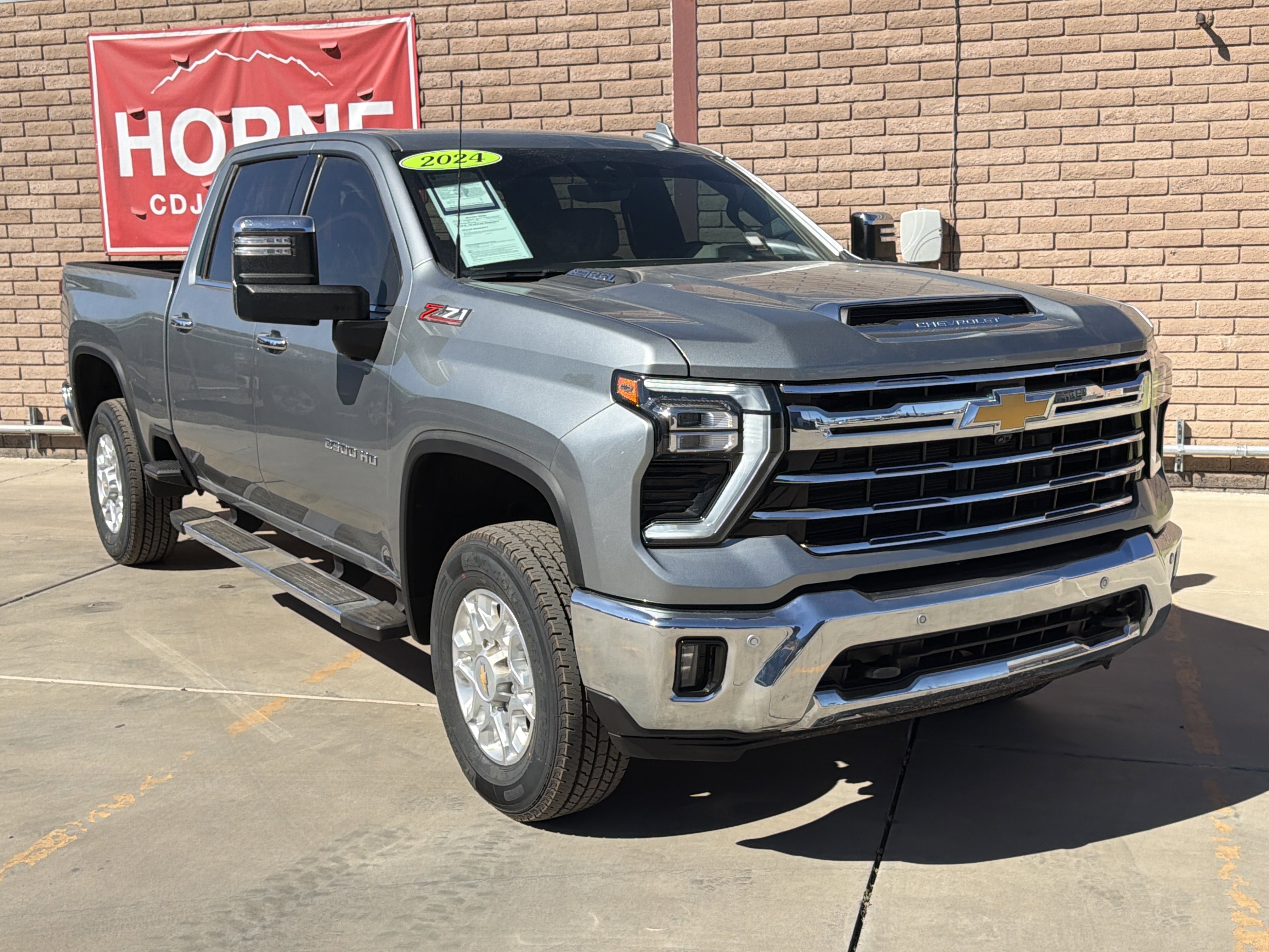 Used 2024 Chevrolet Silverado 2500 LTZ w/ LTZ Plus Package image 6