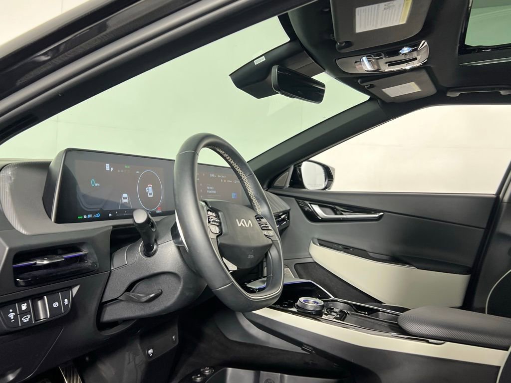 Used 2023 Kia EV6 GT-Line w/ GT-Line Suede Seat Package image 23