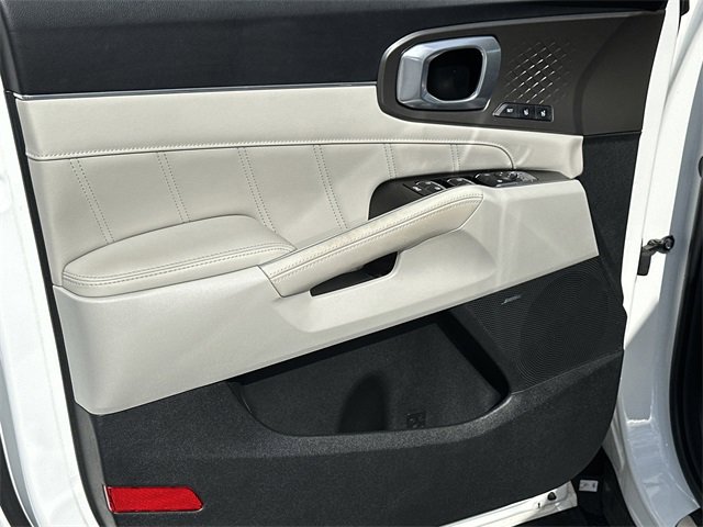 Used 2024 Kia Sorento SX Prestige image 20