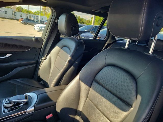 Used 2017 Mercedes-Benz GLC 300 4MATIC image 22