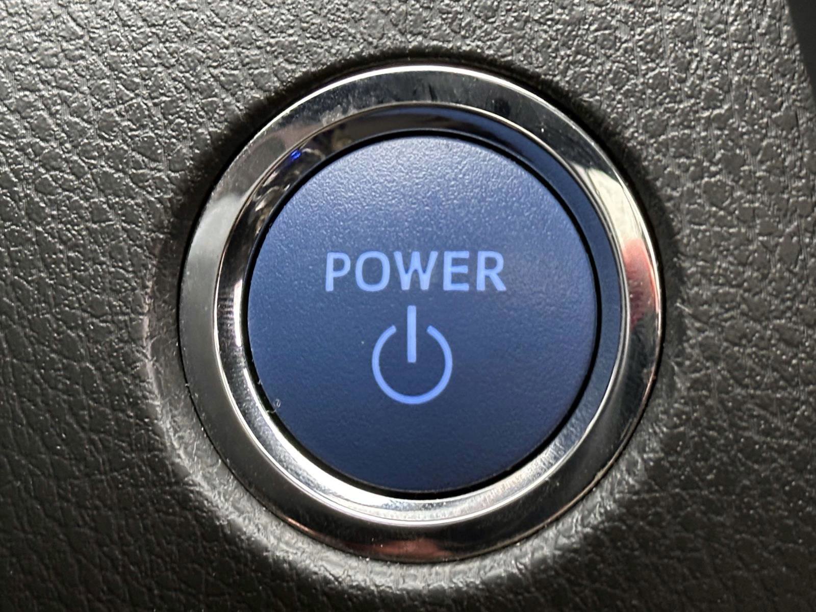 Used 2022 Toyota Camry XLE w/ Navigation Upgrade Package image 28