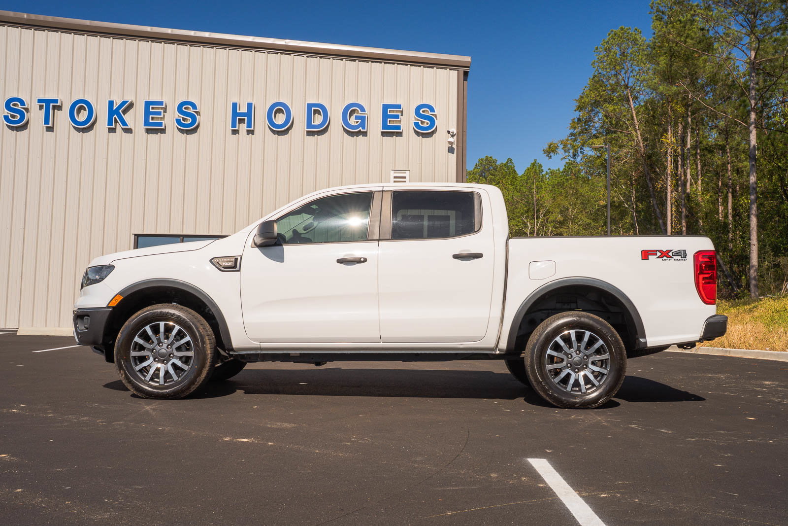 Used 2019 Ford Ranger XLT w/ Equipment Group 302A Luxury AWD/4WD image 4