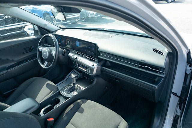 Used 2025 Hyundai Kona SEL AWD/4WD image 39