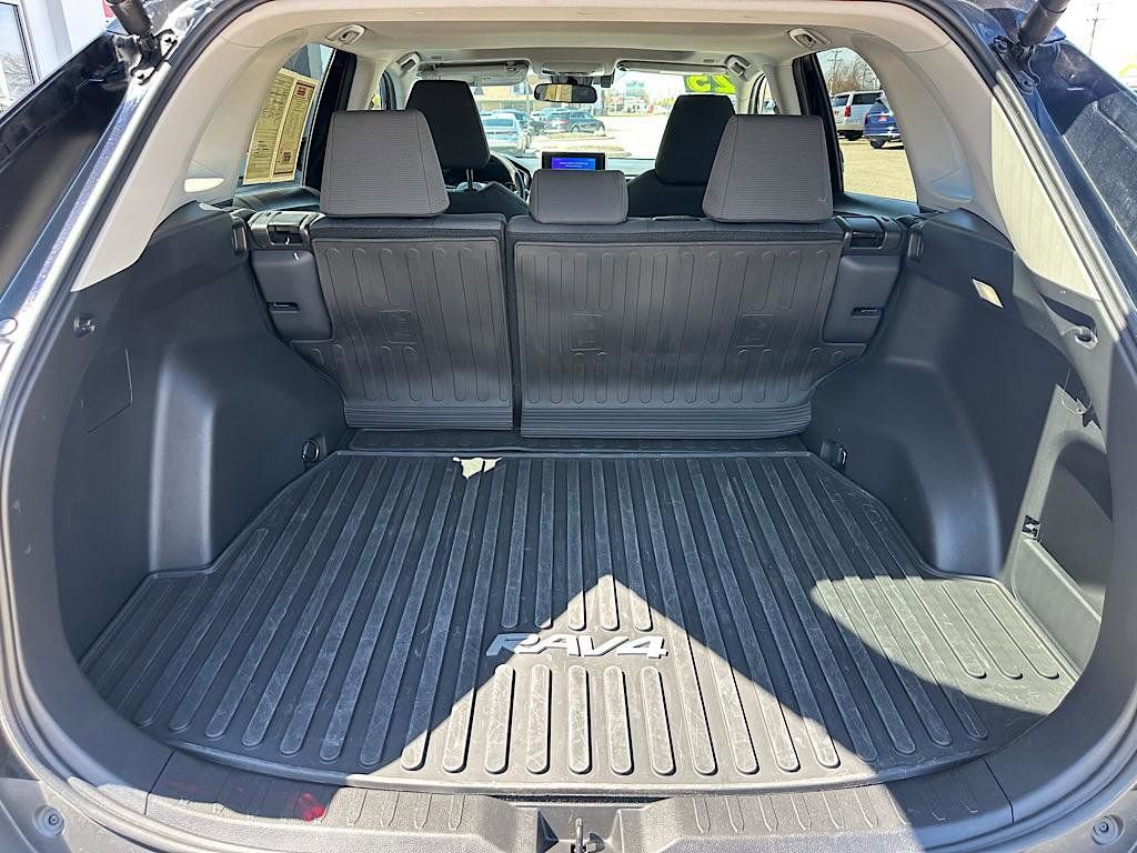 Certified 2025 Toyota RAV4 XLE w/ Convenience Package image 12