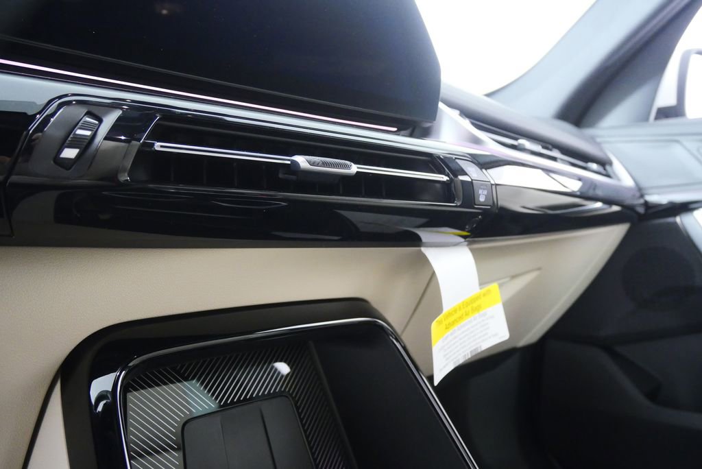 Certified 2025 BMW X1 xDrive28i w/ Convenience Package AWD/4WD image 19