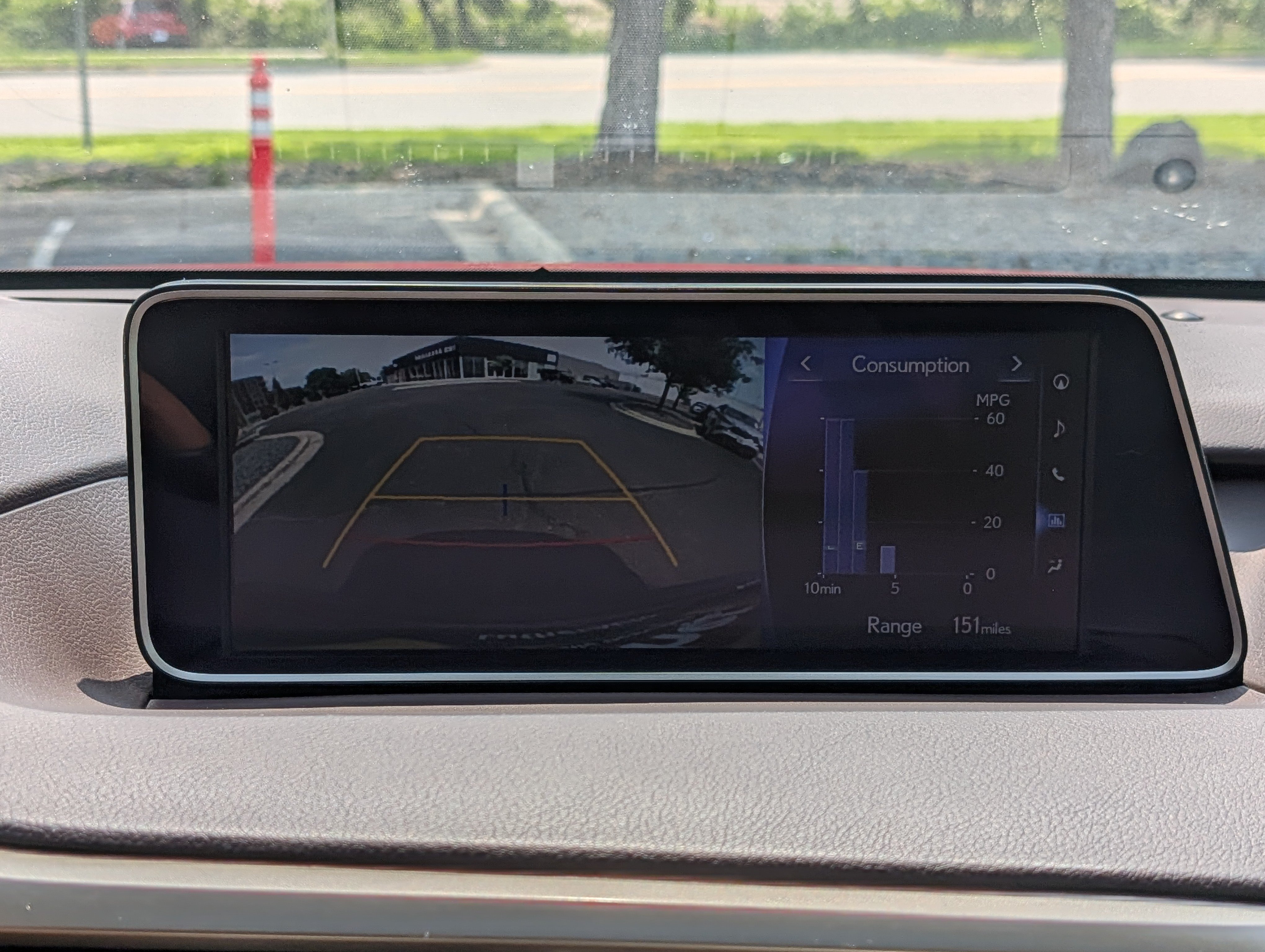 Used 2018 Lexus RX 450h AWD w/ Premium Package image 35