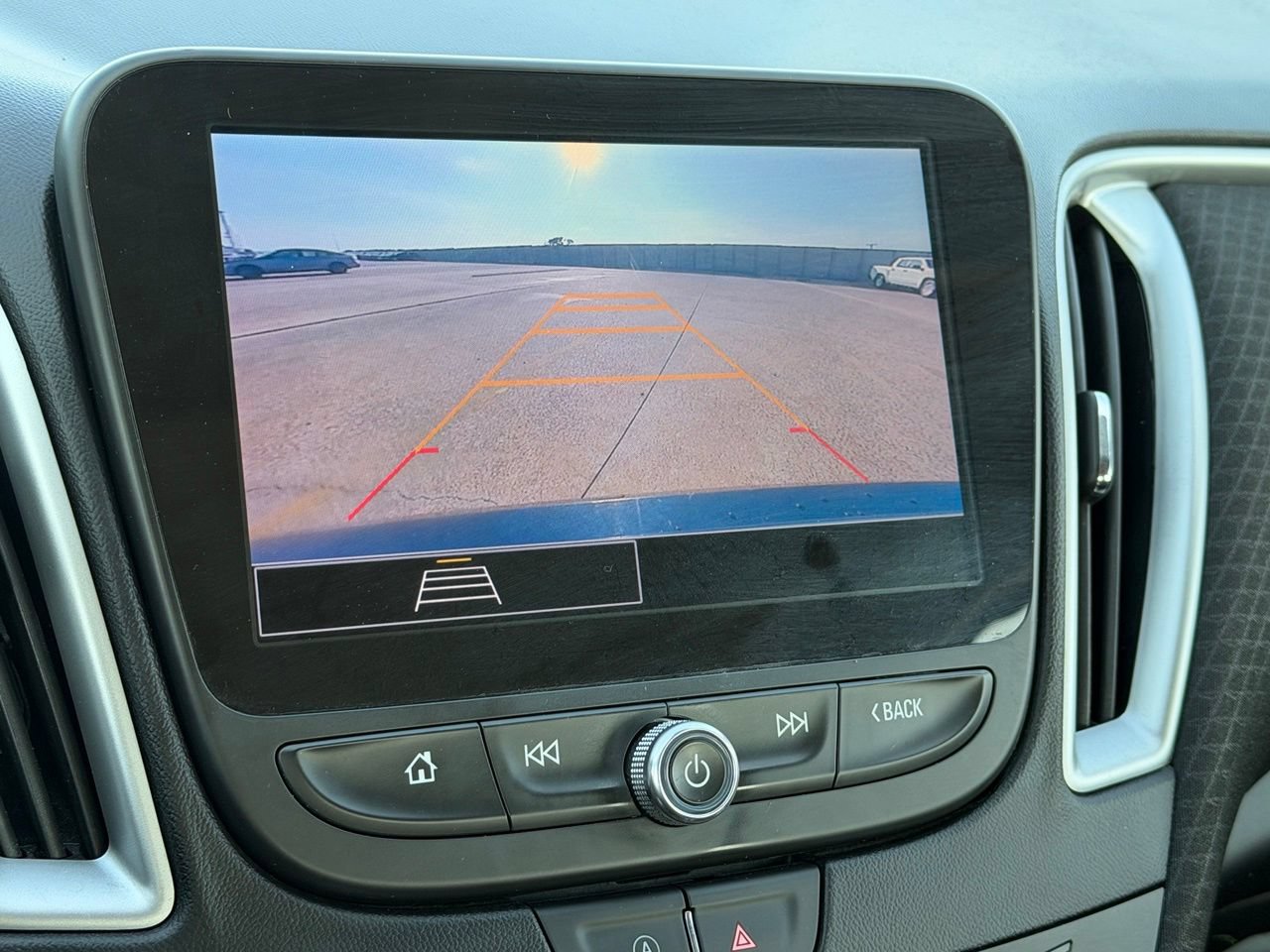 Used 2024 Chevrolet Malibu LS FWD image 23
