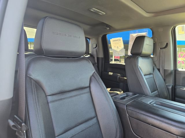 Used 2020 GMC Sierra 3500 Denali w/ Denali Ultimate Package AWD/4WD image 31