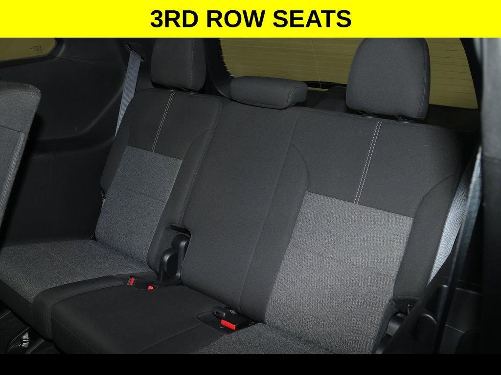 Used 2025 GMC Acadia Elevation image 8