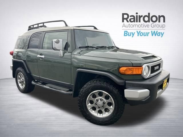 Used 2013 Toyota FJ Cruiser 4WD w/ Convenience Pkg image 1