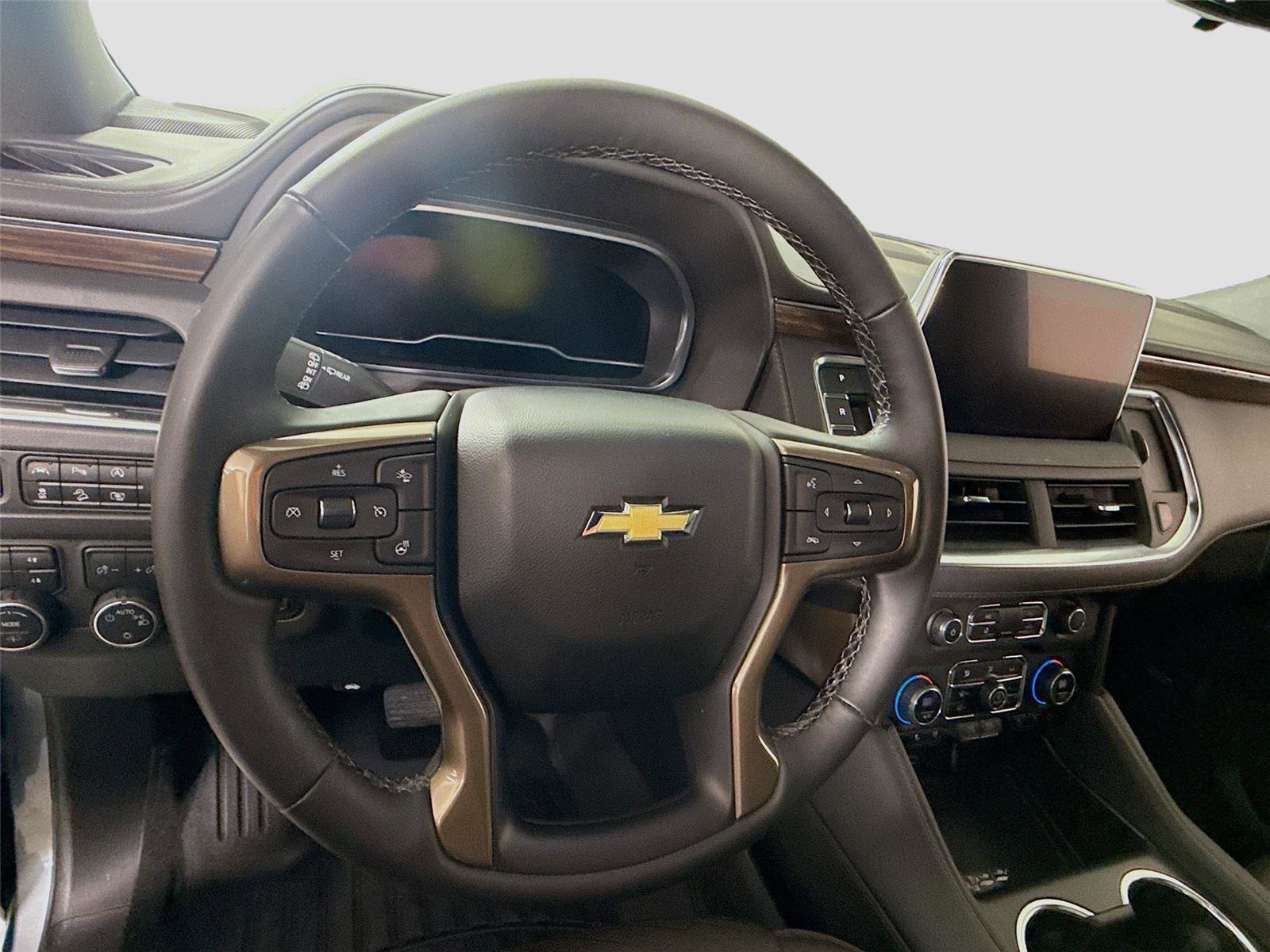 Used 2023 Chevrolet Tahoe High Country image 5
