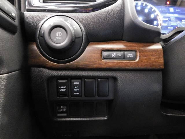 Used 2023 Nissan Titan Platinum Reserve w/ Moonroof Package image 29