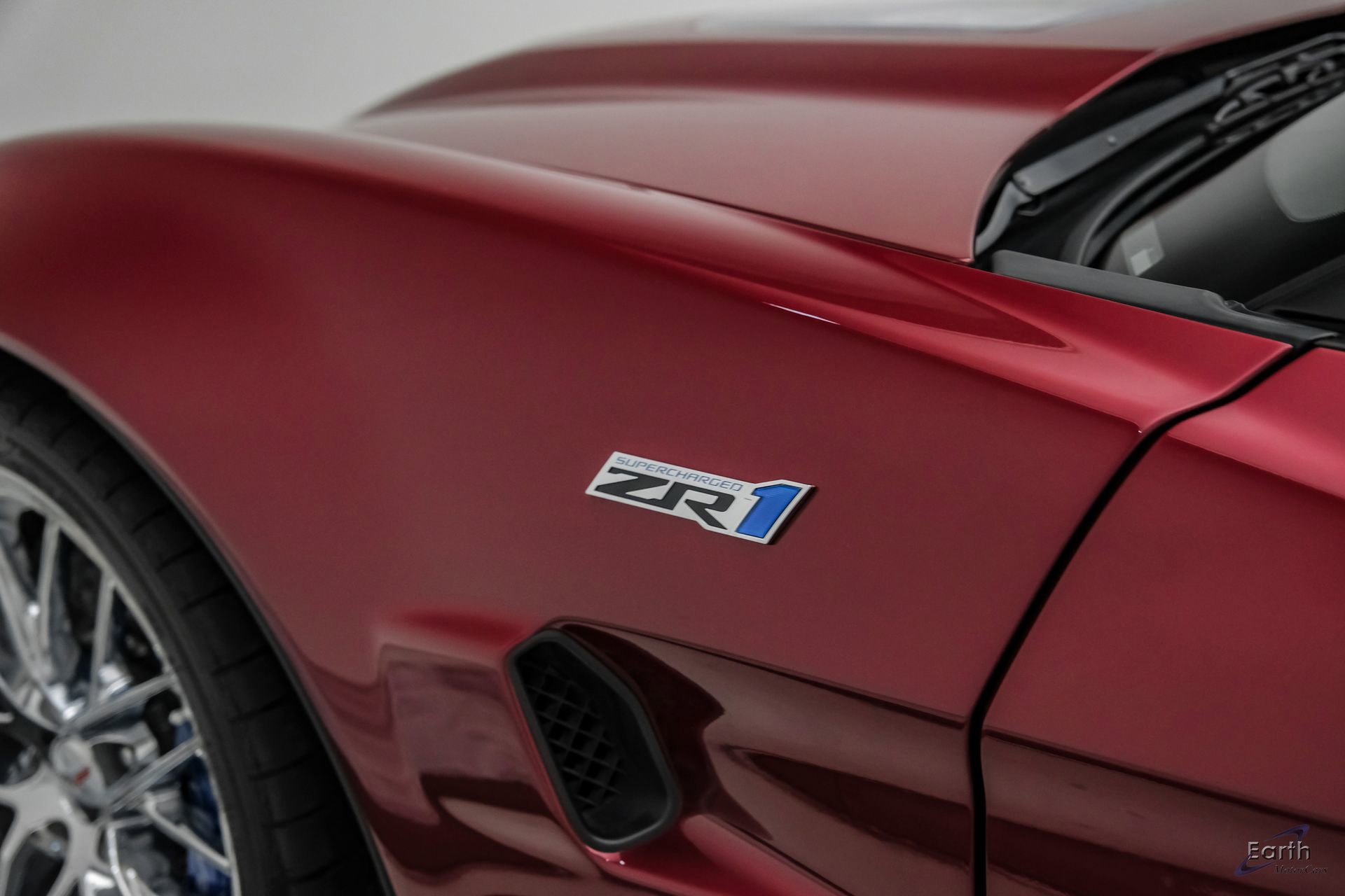 Used 2010 Chevrolet Corvette ZR1 w/ Preferred Equipment Group RWD image 34