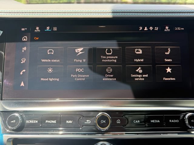 Used 2025 Bentley Flying Spur Plug-In Hybrid AWD/4WD image 35