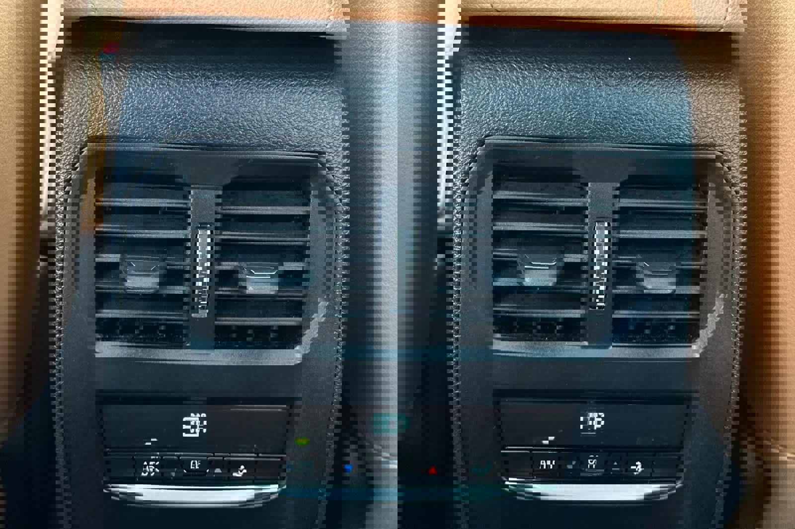 Used 2024 BMW M340i xDrive image 14