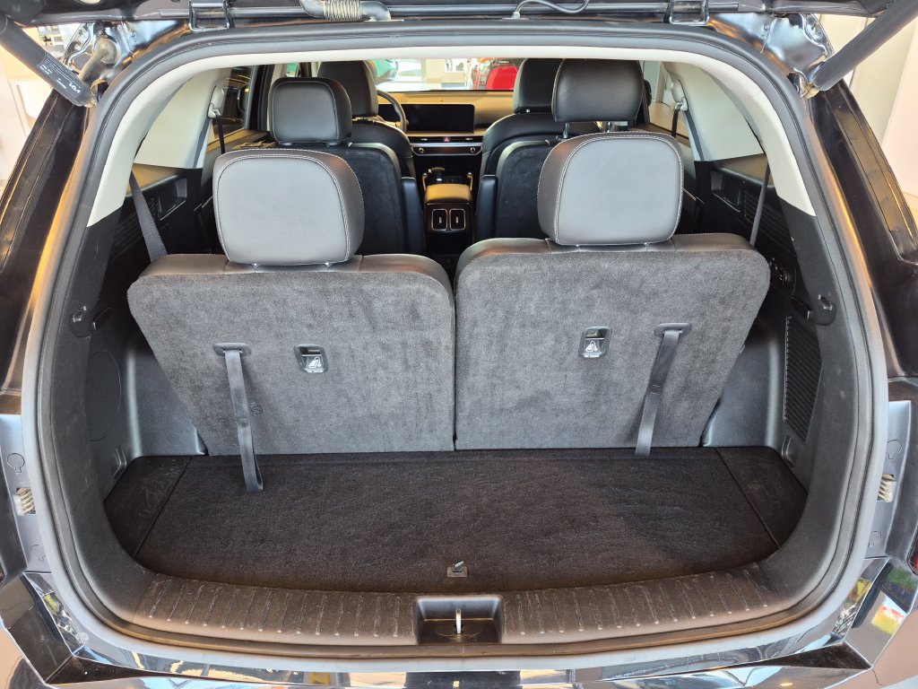 Used 2025 Kia Sorento EX AWD/4WD image 31